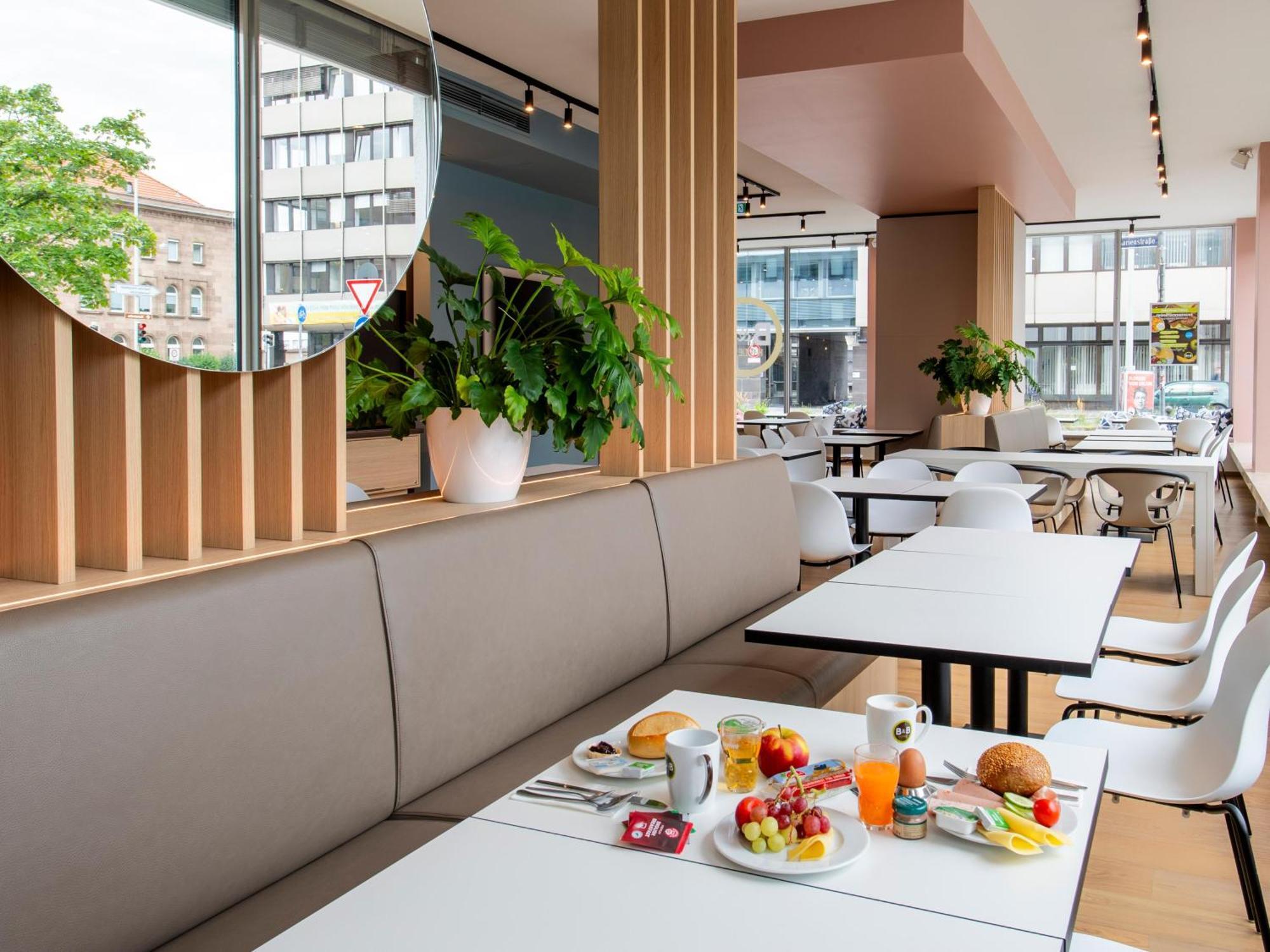 B&B Hotel Nuernberg-Hbf Exterior photo