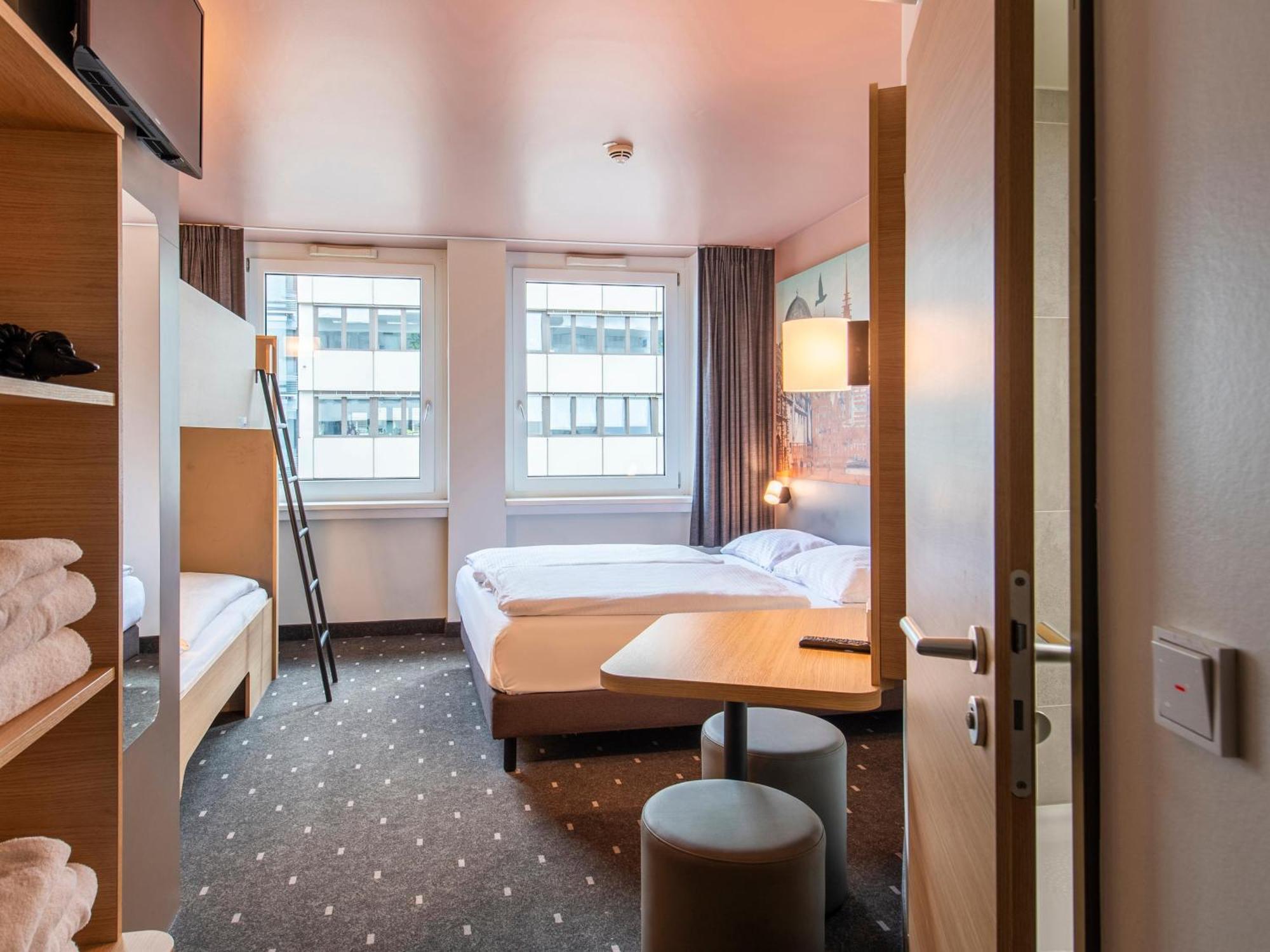 B&B Hotel Nuernberg-Hbf Exterior photo