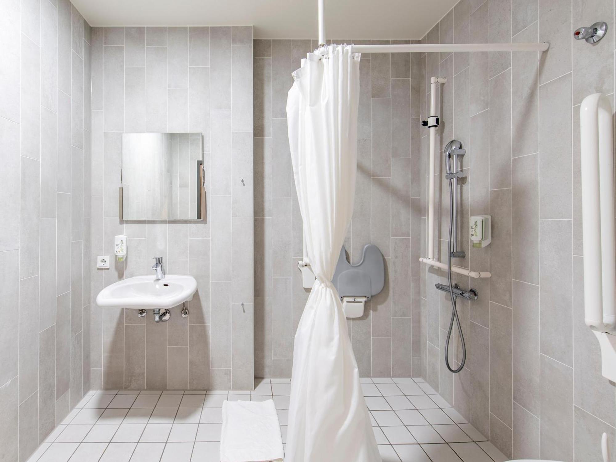 B&B Hotel Nuernberg-Hbf Exterior photo