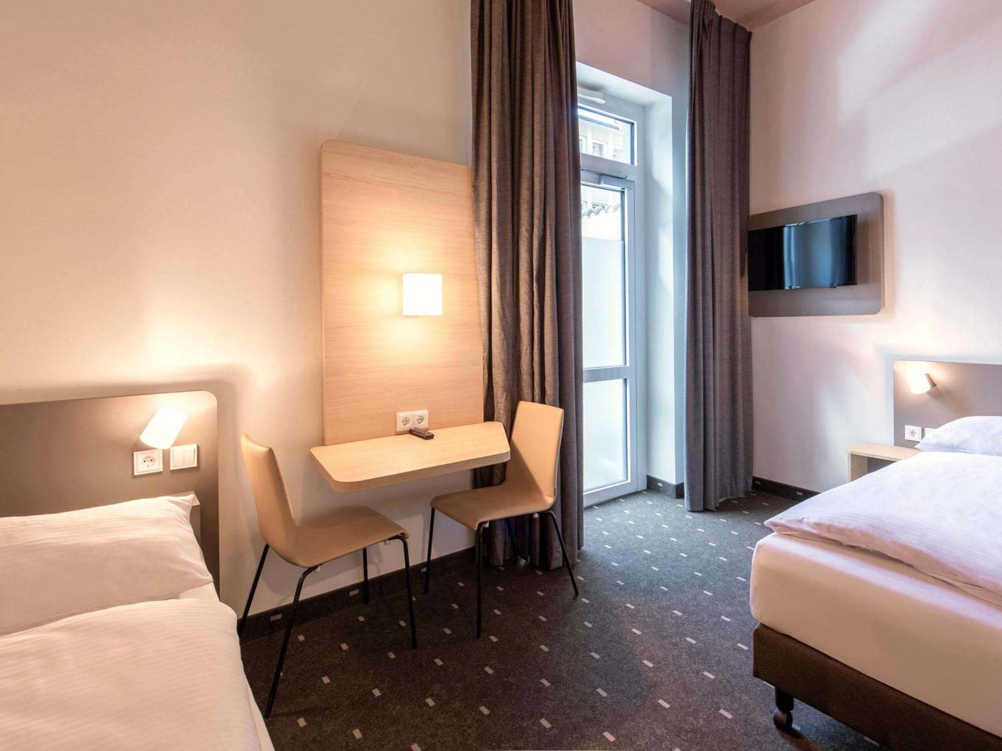 B&B Hotel Nuernberg-Hbf Exterior photo